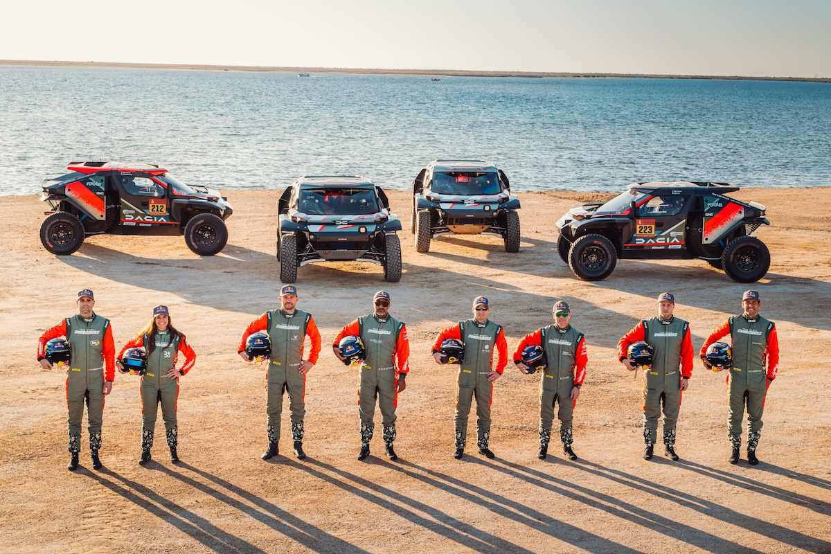 Dacia alla Dakar: Al-Attiyah secondo, Loeb gioca di strategia Dacia alla Dakar: Al-Attiyah secondo, Loeb gioca di strategia