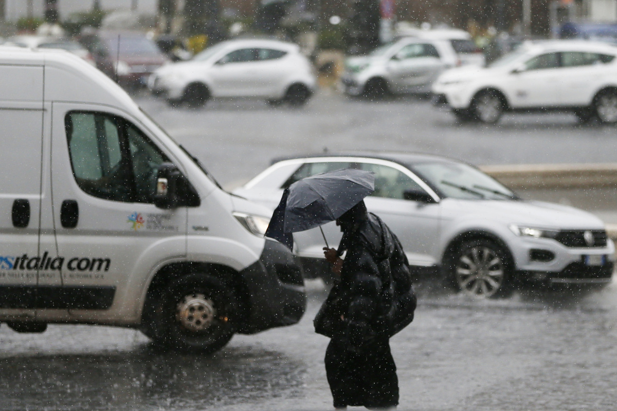 Maltempo, Protezione civile Roma, Aniene esondato all’altezza di Ponte Mammolo Maltempo, Protezione civile Roma, Aniene esondato all’altezza di Ponte Mammolo