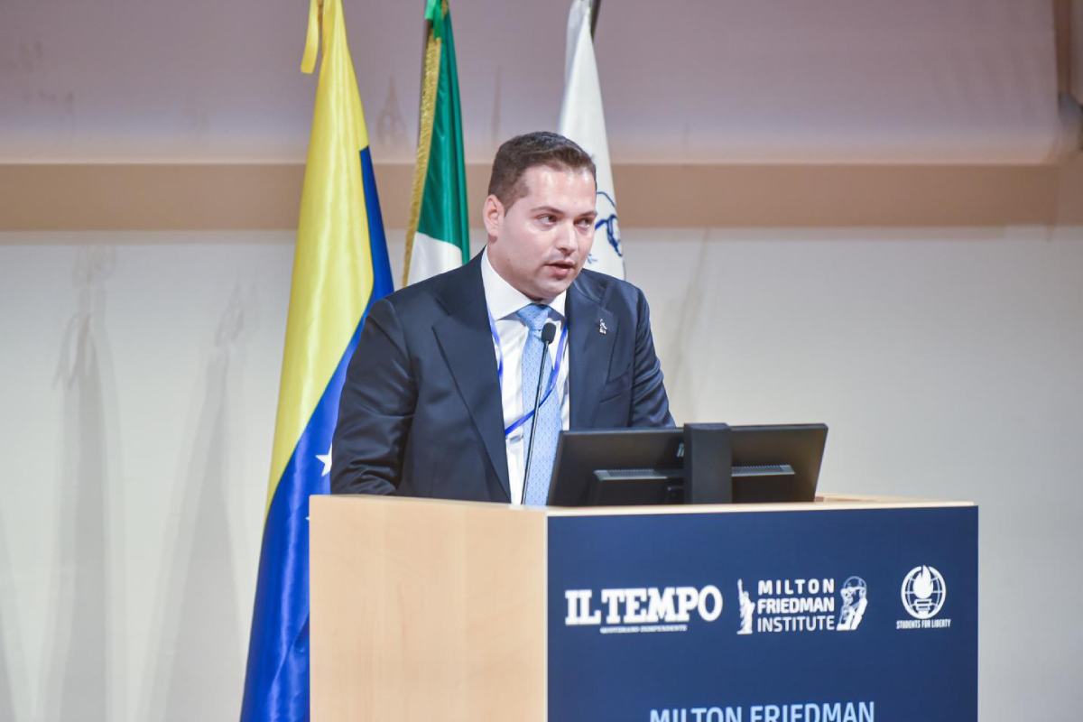 Venezuela, l’analisi libertaria del direttore dell’Istituto Milton Friedman sull’arresto di Maduro Venezuela, l’analisi libertaria del direttore dell’Istituto Milton Friedman sull’arresto di Maduro