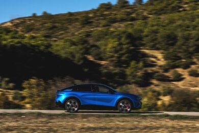 Nuova Alpine A390: la sportiva elettrica debutta a Bruxelles 2026