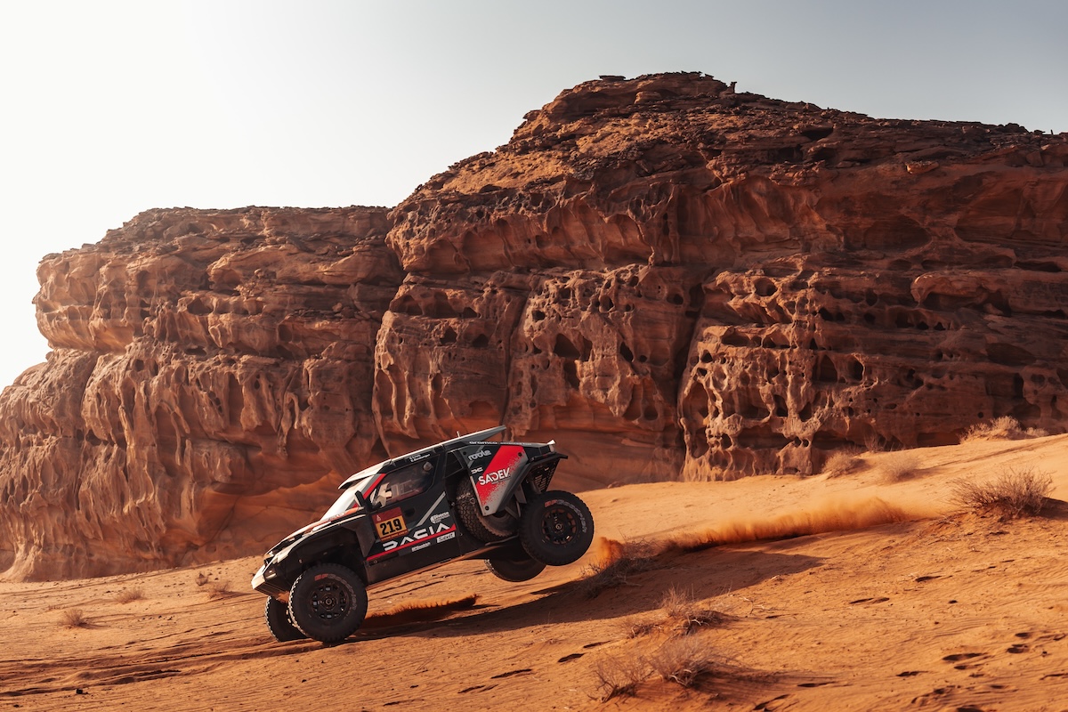 Dakar 2026 tappa 4: Al-Attiyah 2° e Dacia riapre la lotta nel deserto