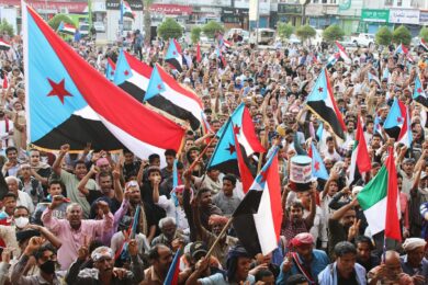 Yemen, nuovo colpo di scena nella crisi politica: destituito il leader separatista meridionale Aidarus al Zubaidi