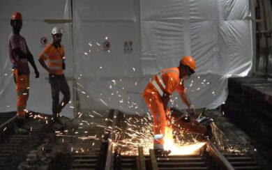 Lavoro, buone notizie dall’Istat: cala la disoccupazione. Ma il vero problema rimane tra i giovani