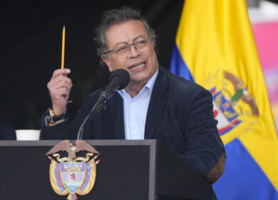 La Colombia non vuole fare la fine del Venezuela, il presidente Petro chiama Trump: “Ecco la verità sulla droga”