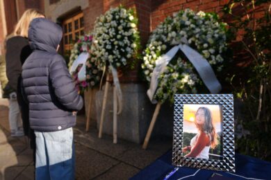 Crans-Montana, il rientro al liceo Virgilio con i quattro banchi vuoti degli studenti ricoverati