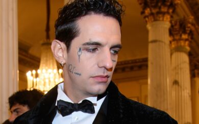 Crans-Montana, la dedica di Achille Lauro ai ragazzi in lotta per la vita: “Vicino con tutto l’amore possibile”