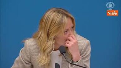 Meloni: Per ridurre emigrazione ragionare su salario di primo ingresso in mondo lavoro
