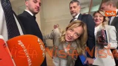 Dopo le formiche, la befana. La domanda (nel backstage) del Direttore di Vista alla premier Meloni