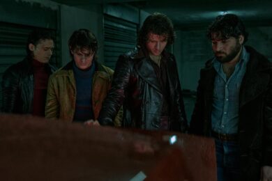 Gomorra – Le Origini, la serie (ri)parte a Napoli nel 1977 – Contrabbando, eroina e… così Pietro Savastano entra nella criminalità – Le clip dei primi due episodi