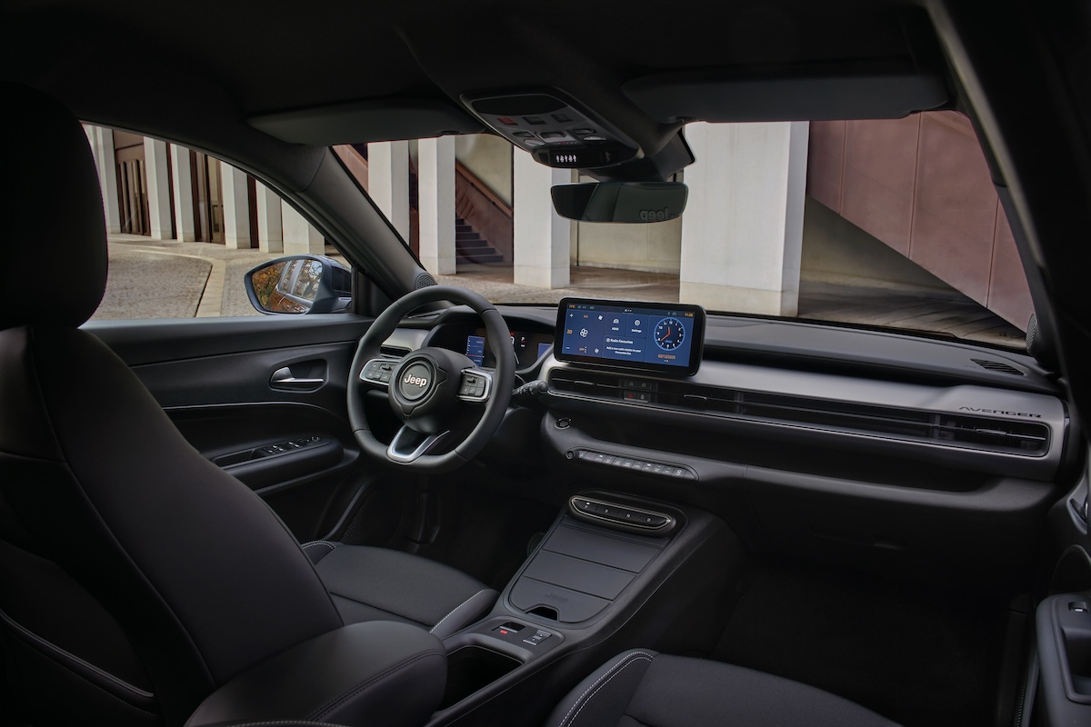 Jeep a Bruxelles 2026: Avenger Black Edition, Compass PHEV e 4xe, Wagoneer S Jeep a Bruxelles 2026: Avenger Black Edition, Compass PHEV e 4xe, Wagoneer S