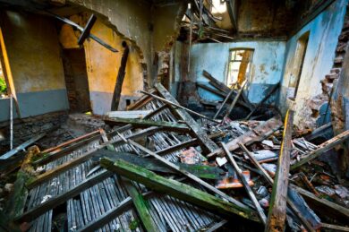 Tragedia in Germania, crolla una casa ad Albstadt: vittima una coppia siciliana. Morto anche il figlio di sei anni