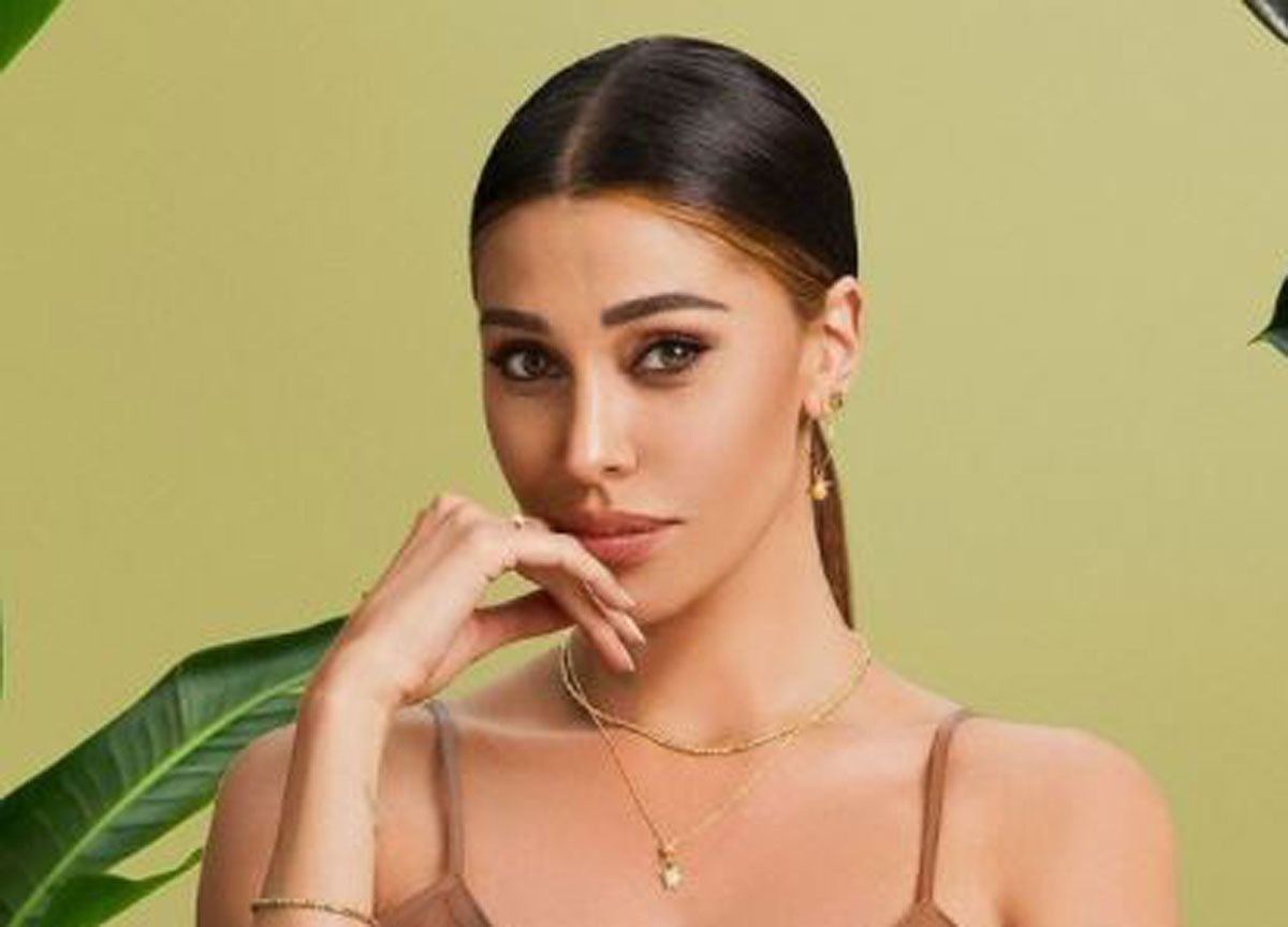 Fabrizio Corona racconta dopo anni la telefonata tra Belen Rodriguez e Silvio Berlusconi: ecco che cosa si sono detti