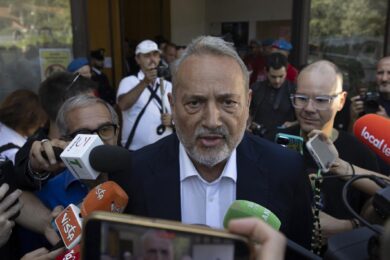 Rai, Claudio Brachino pronto a condurre un programma in prima serata? Gli ultimi rumor