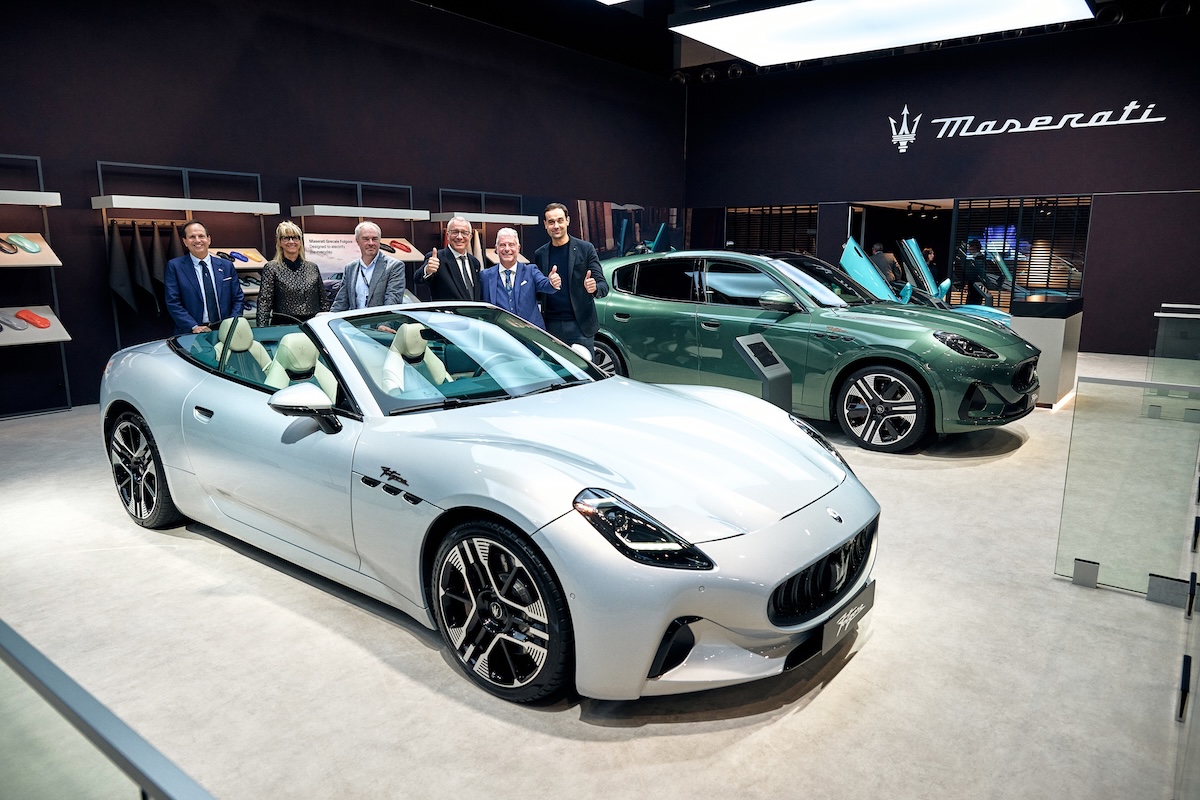Maserati accende Bruxelles 2026: parte l’Anno del Tridente