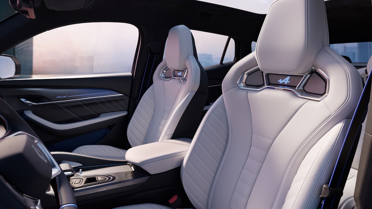 Renault Filante: l’ammiraglia internazionale che cambia la strategia Renault Filante: l’ammiraglia internazionale che cambia la strategia