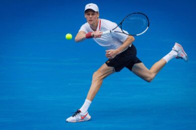 Chi è Jordan Smith, il tennista dilettante che ha battuto Sinner e vinto il ‘One Point Slam’ a Melbourne