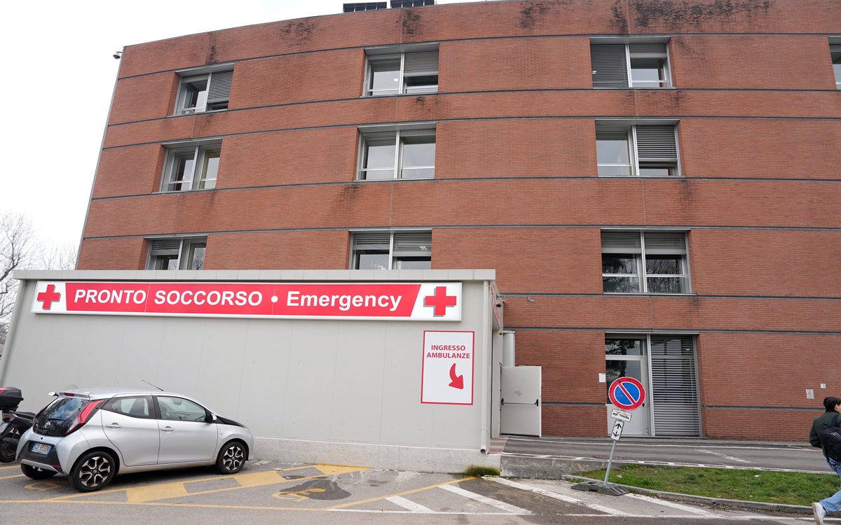 Crans-Montana, un super-antibiotico per i ragazzi ricoverati a Milano Crans-Montana, un super-antibiotico per i ragazzi ricoverati a Milano