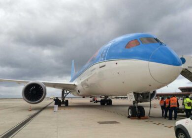 Trump fa volare l’aviazione a stelle e strisce: ordini record per Boeing, superata l’europea Airbus dopo sette anni