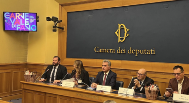 Carnevale di Fano. Carloni (Pres. Comm. Agricoltura): “Chiamati a raccogliere un’antica tradizione e rilanciarla”