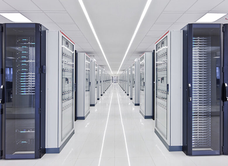 Data Center, CGIL Lombardia: “Non basta attrarre investimenti, bisogna governare gli interessi”