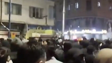 Iran, Urmia in rivolta: migliaia in strada contro il regime degli ayatollah