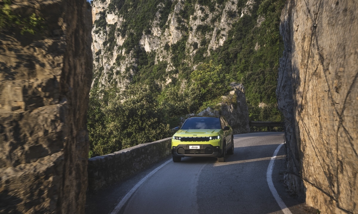 Nuova Jeep Compass 2026: debutto in Italia e porte aperte, ecco quanto costa Nuova Jeep Compass 2026: debutto in Italia e porte aperte, ecco quanto costa