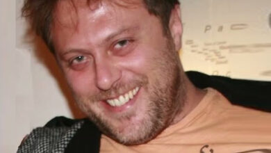 Morte dell’ex calciatore Riccardo Magherini, la Cedu condanna l’Italia: “Non c’era l’assoluta necessità di immobilizzarlo a terra”