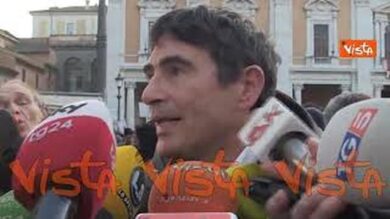 Proteste Iran, Fratoianni (Avs): “Siamo dalla parte del popolo che si batte per la libertà”
