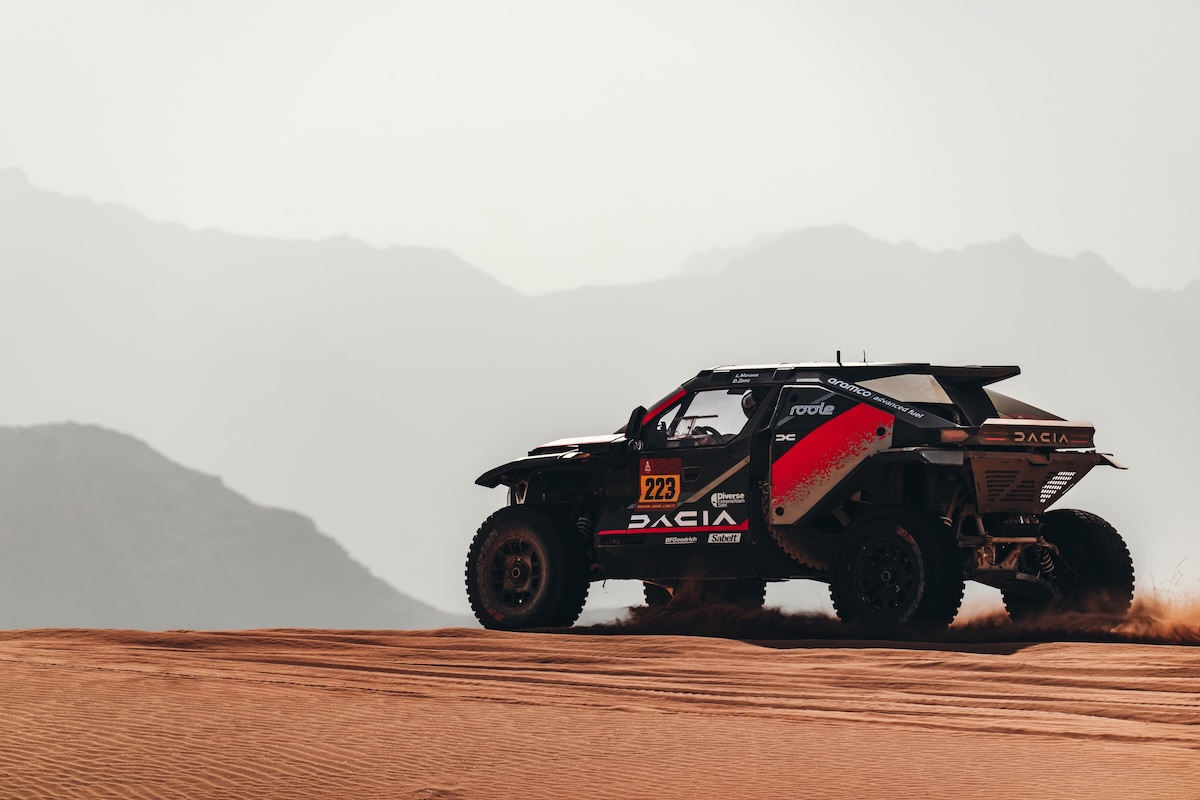 Dacia conquista la Dakar 2026: Al-Attiyah e Lurquin dominano il deserto e scrivono la storia