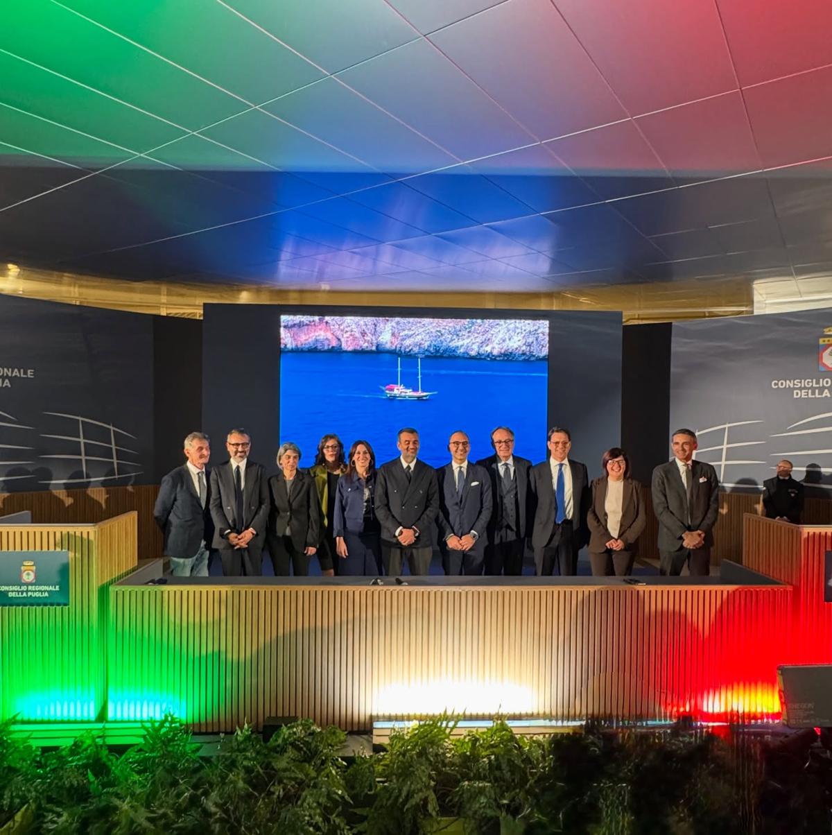 Regione Puglia, varata la giunta Decaro Emiliano sarà il consigliere giuridico