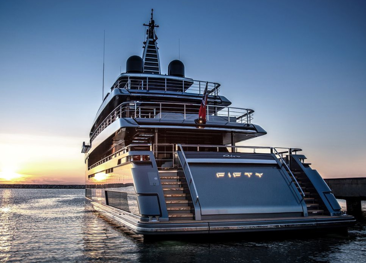Ferretti, Kkcg Maritime punta al 29,9% lanciando un’Opa parziale. Così il miliardario Karel Komárek vuole controllare gli yacht di lusso Ferretti, Kkcg Maritime punta al 29,9% lanciando un’Opa parziale. Così il miliardario Karel Komárek vuole controllare gli yacht di lusso