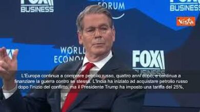 Il segretario al Tesoro Usa Bessent a Davos: L’Ue compra ancora petrolio dalla Russia