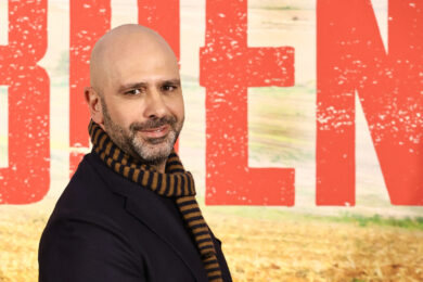 Ville con 10 stanze e terreni, ecco l’impero immobiliare di Checco Zalone. Tutte le case dell’attore