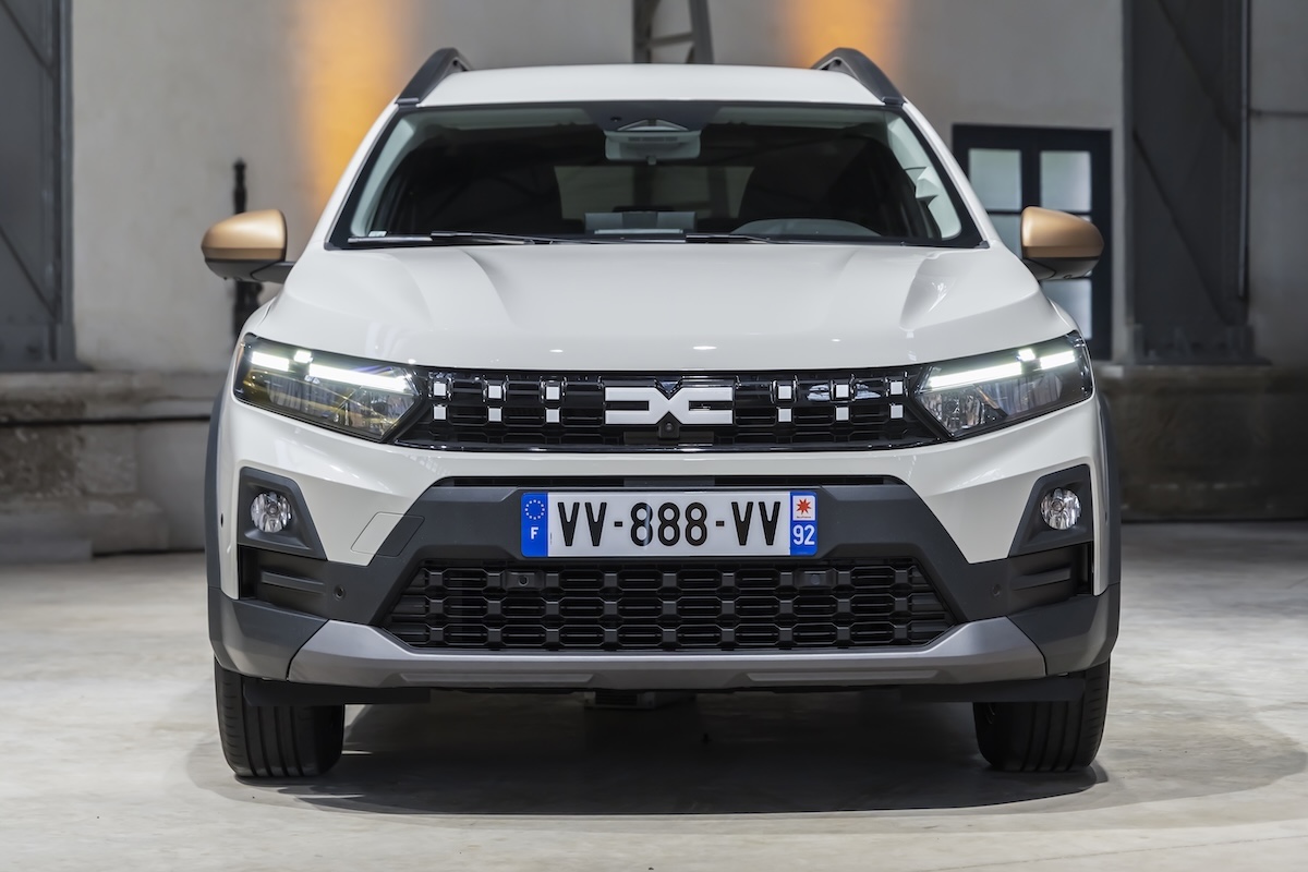 Dacia da record: superati i 10 milioni di auto vendute dal 2004 Dacia da record: superati i 10 milioni di auto vendute dal 2004