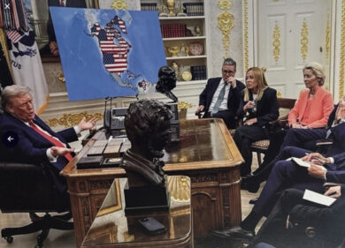 Trump si è già “preso” la Groenlandia (e non solo): “Territorio Usa dal 2026”. La foto su Truth con la bandiera americana anche sul Canada