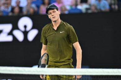 Australian Open 2026, Sinner-Duckworth (quella volta che l’australiano sconfisse Jannik…) e derby italiano per Musetti al secondo turno – Quando giocano
