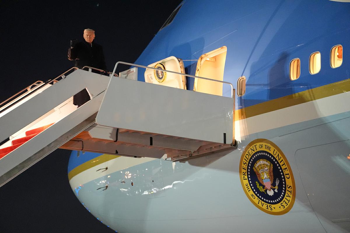 Trump arrivato a Davos. Rutte (Nato): “Il problema è l’Ucraina, non la Groenlandia” Trump arrivato a Davos. Rutte (Nato): “Il problema è l’Ucraina, non la Groenlandia”