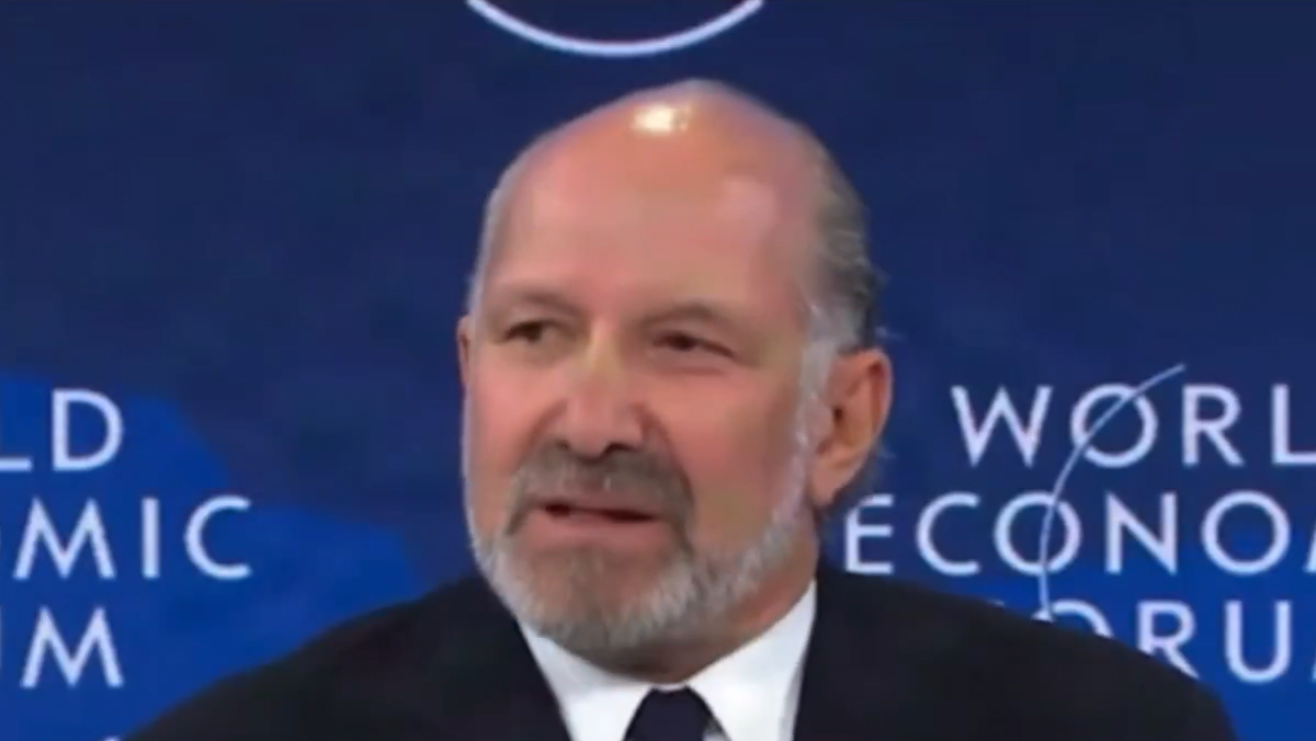 Davos, gli Usa dichiarano finita la globalizzazione: “Ha penalizzato l’Occidente e lasciato indietro i lavoratori” Davos, gli Usa dichiarano finita la globalizzazione: “Ha penalizzato l’Occidente e lasciato indietro i lavoratori”