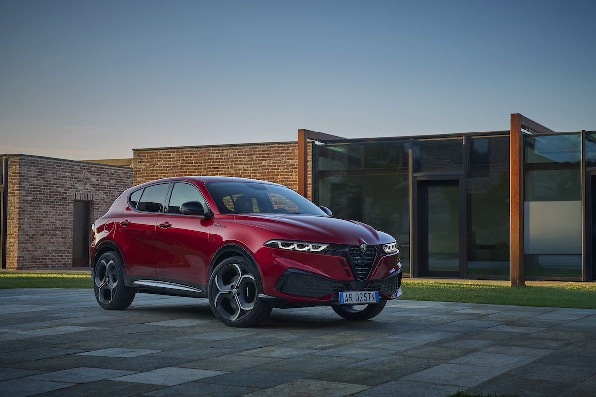 Alfa Romeo a Rétromobile 2026: icone in rosso e i 60 anni del Duetto