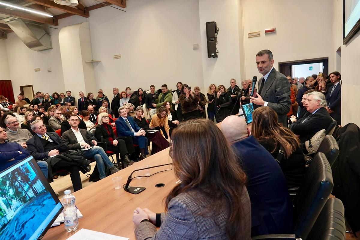 Foggia, l’ex Distretto Militare sarà Residenza Universitaria e Museo ‘U. Giordano’ Foggia, l’ex Distretto Militare sarà Residenza Universitaria e Museo ‘U. Giordano’