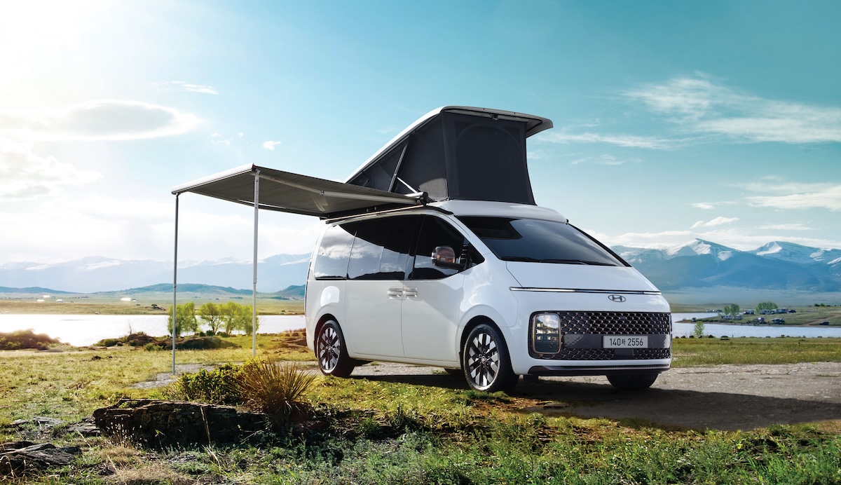 Hyundai STARIA Camper: il futuro dei viaggi elettrici è debutta a Stoccarda Hyundai STARIA Camper: il futuro dei viaggi elettrici è debutta a Stoccarda