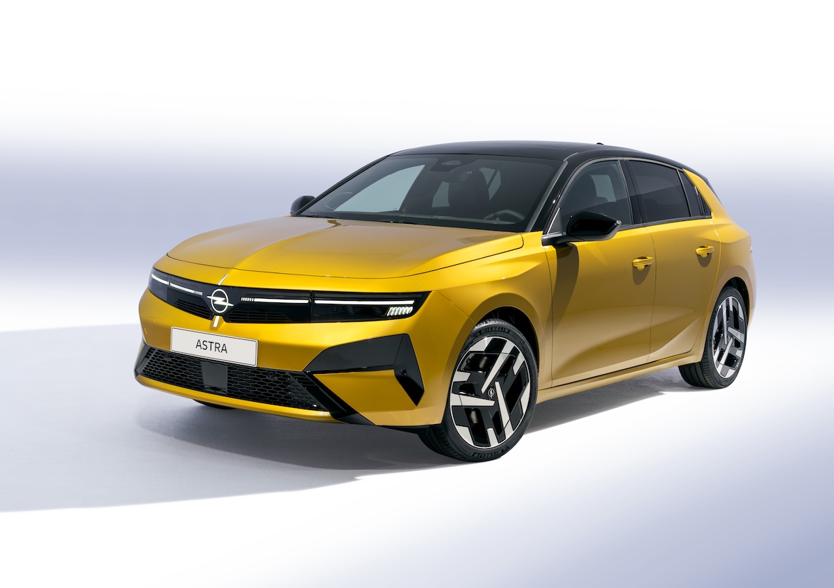 Opel Astra Electric: più autonomia e interni 100% ecosostenibili