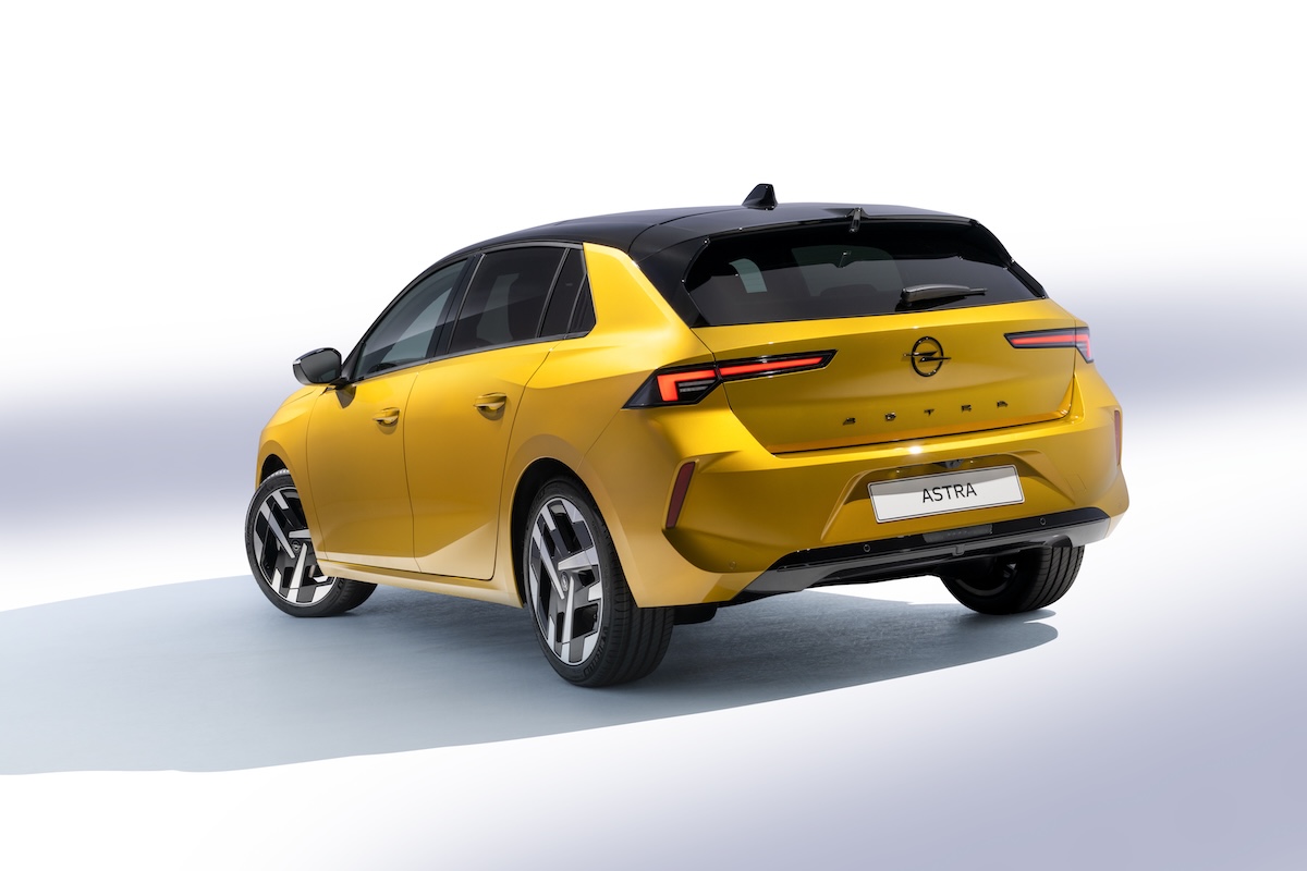 Opel Astra Electric: più autonomia e interni 100% ecosostenibili