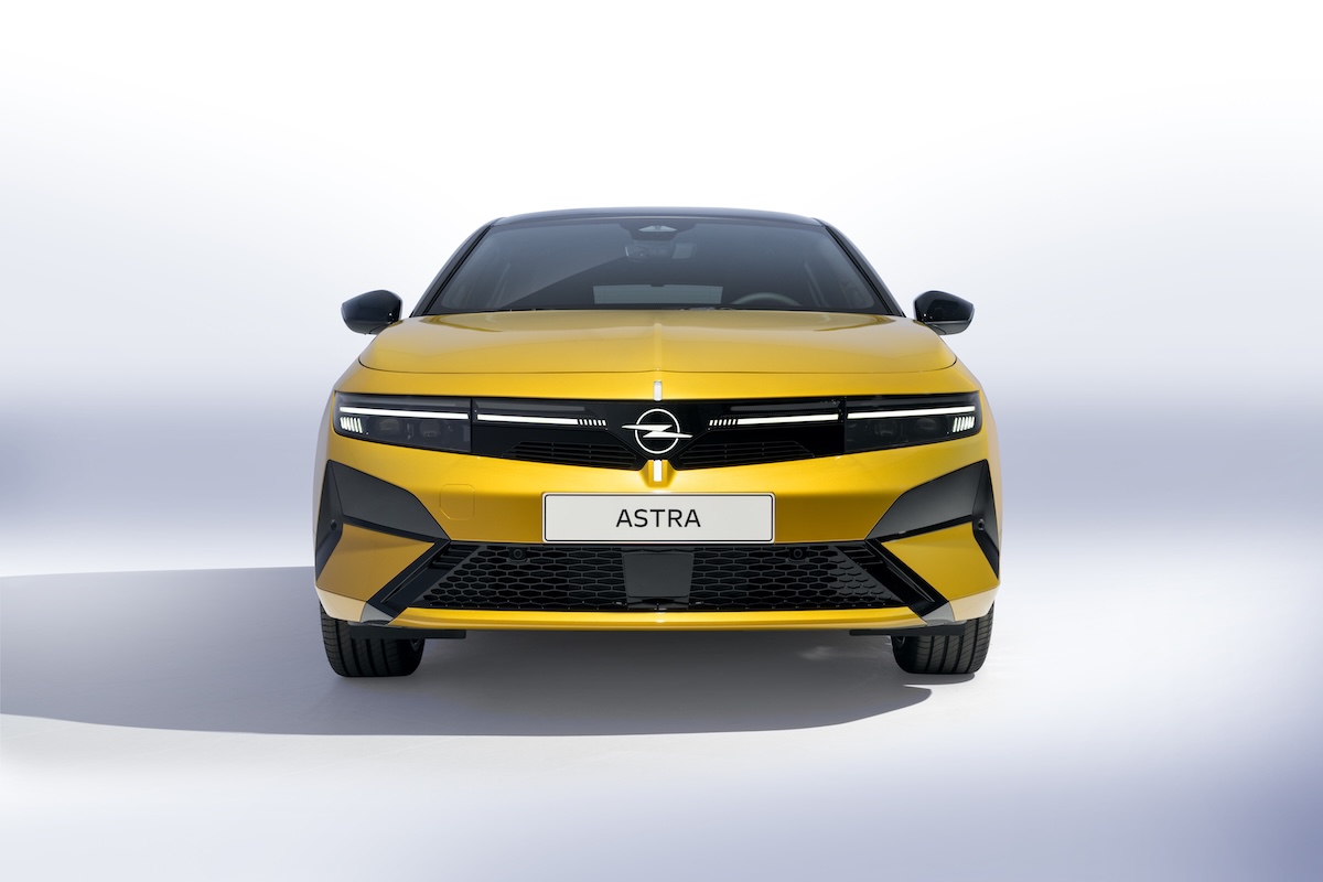 Opel Astra Electric: più autonomia e interni 100% ecosostenibili