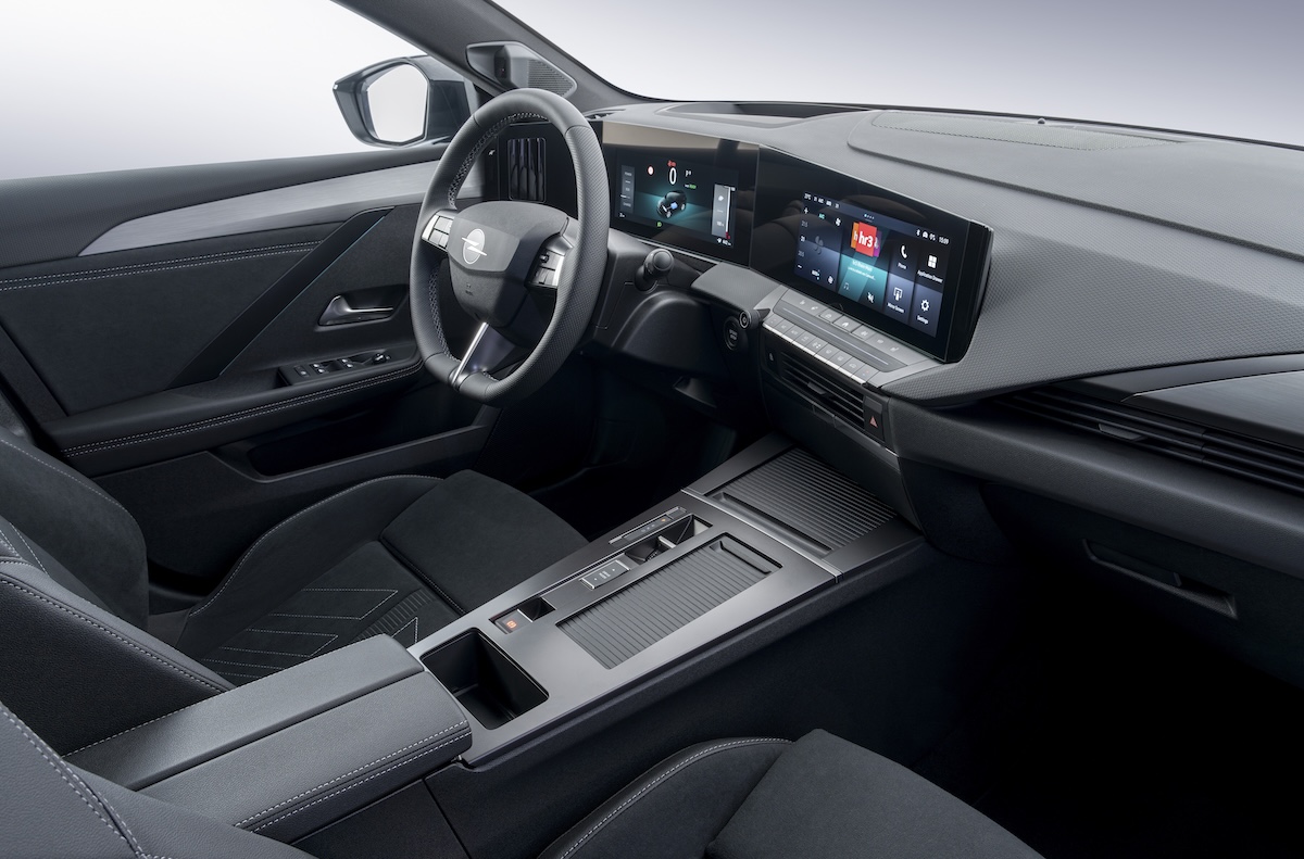 Opel Astra Electric: più autonomia e interni 100% ecosostenibili
