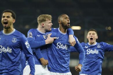 Calciomercato Juventus – Zirkzee, Mateta, Beto, Chiesa, En-Nesyri, ora cambia tutto sugli attaccanti