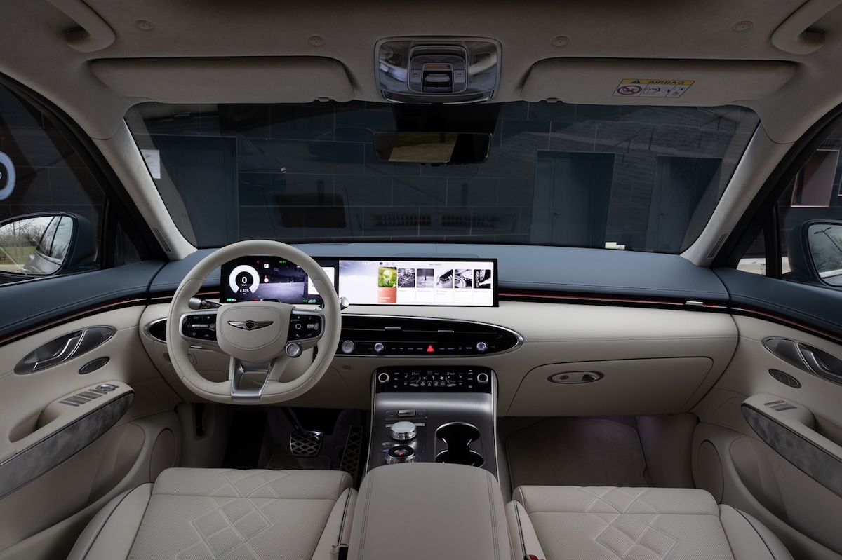 Genesis debutta in Italia: il premium coreano punta sull’ospitalità Son-nim