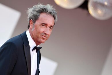 “La grazia” del dubbio contro la furia del presente, perché bisogna correre a vedere il film di Sorrentino