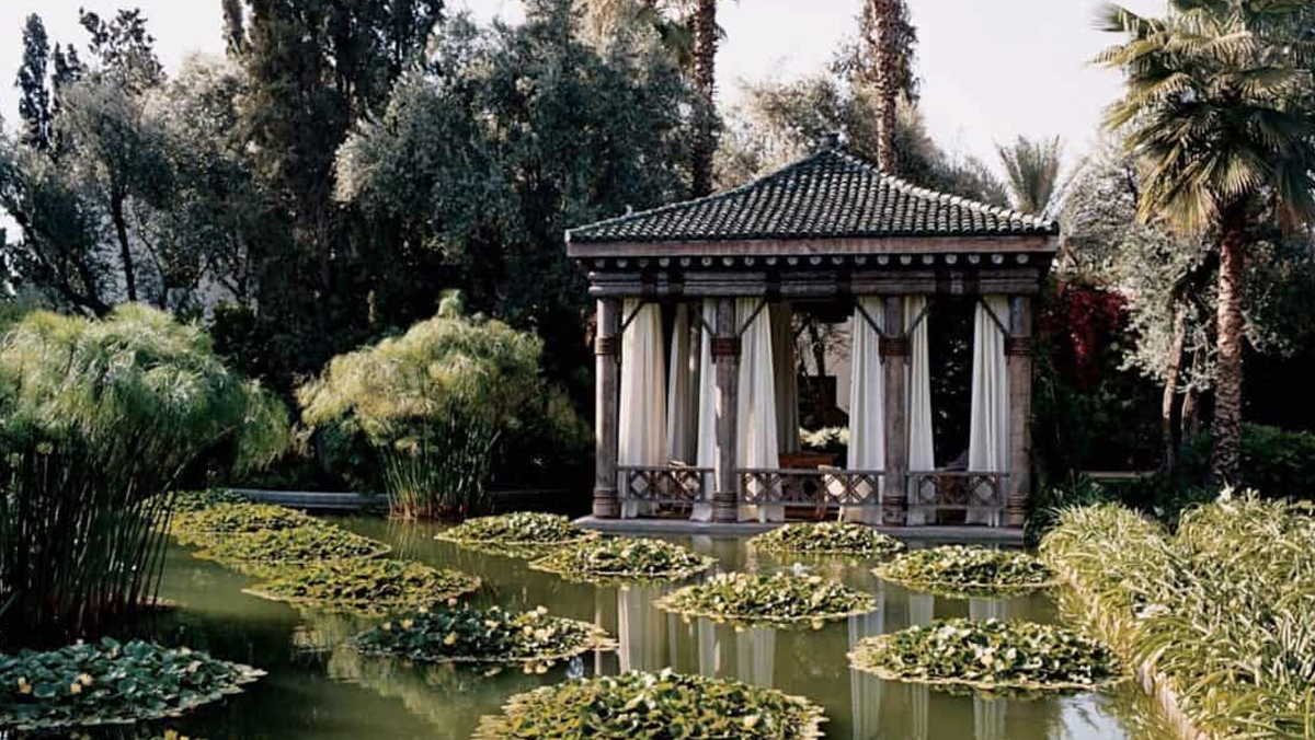 Elkann, brutte notizie per i nipoti dell’Avvocato. La villa di Marrakech ereditata da nonna Marella costa cara, debiti per 14 milioni Elkann, brutte notizie per i nipoti dell’Avvocato. La villa di Marrakech ereditata da nonna Marella costa cara, debiti per 14 milioni