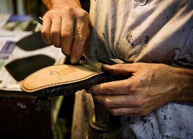 Addio alle botteghe e negozi in crisi, migliaia di attività costrette a chiudere. Il numero è al di là di ogni immaginazione